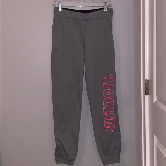 nike scrunch sweatpants